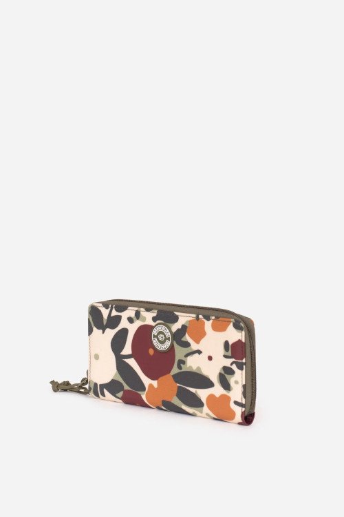 Bloom purse Brakeburn is designed in the United Kingdom and uses